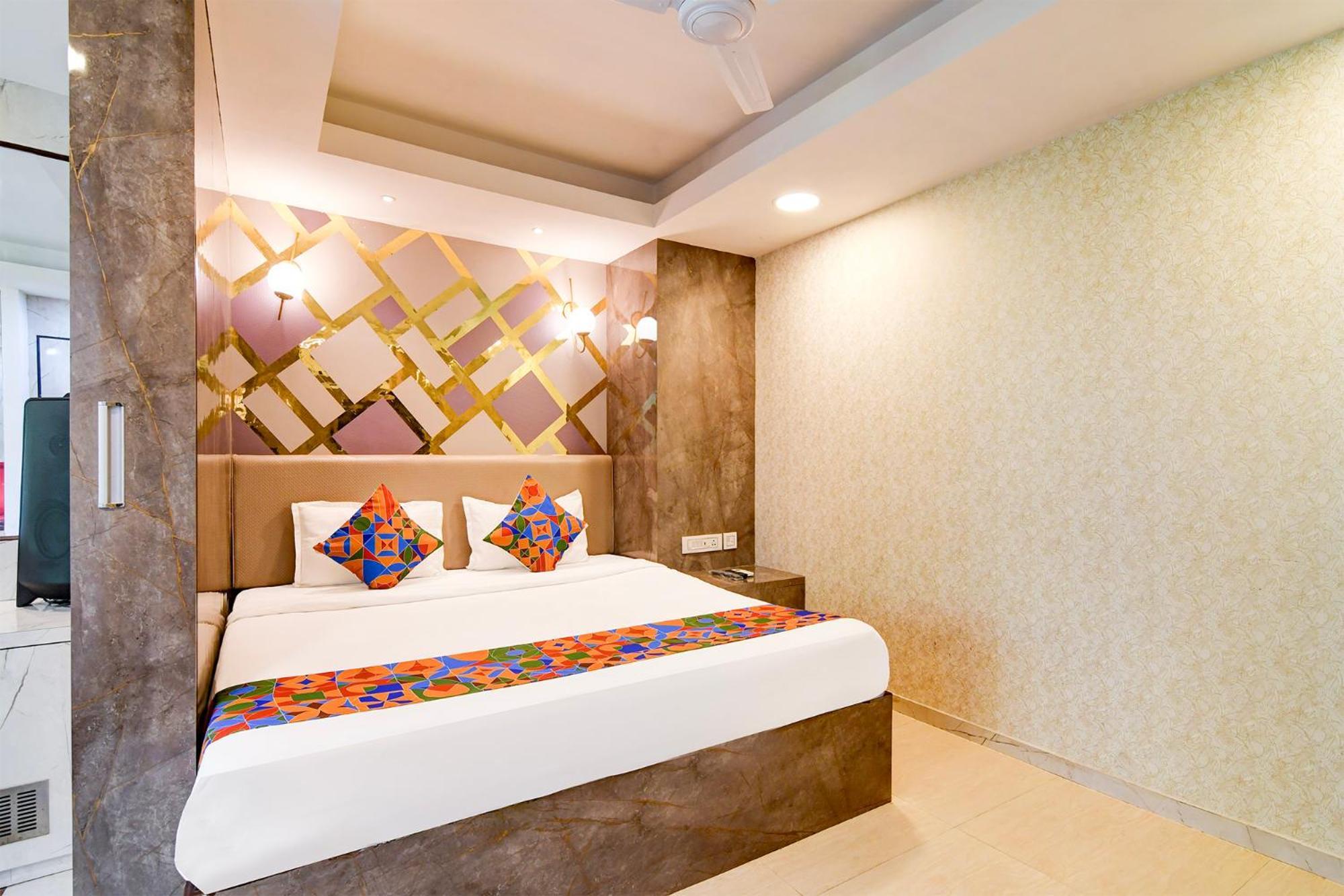 Fabhotel Ballygunge Luxury - Behind Punjab Club Kolkata Exterior photo