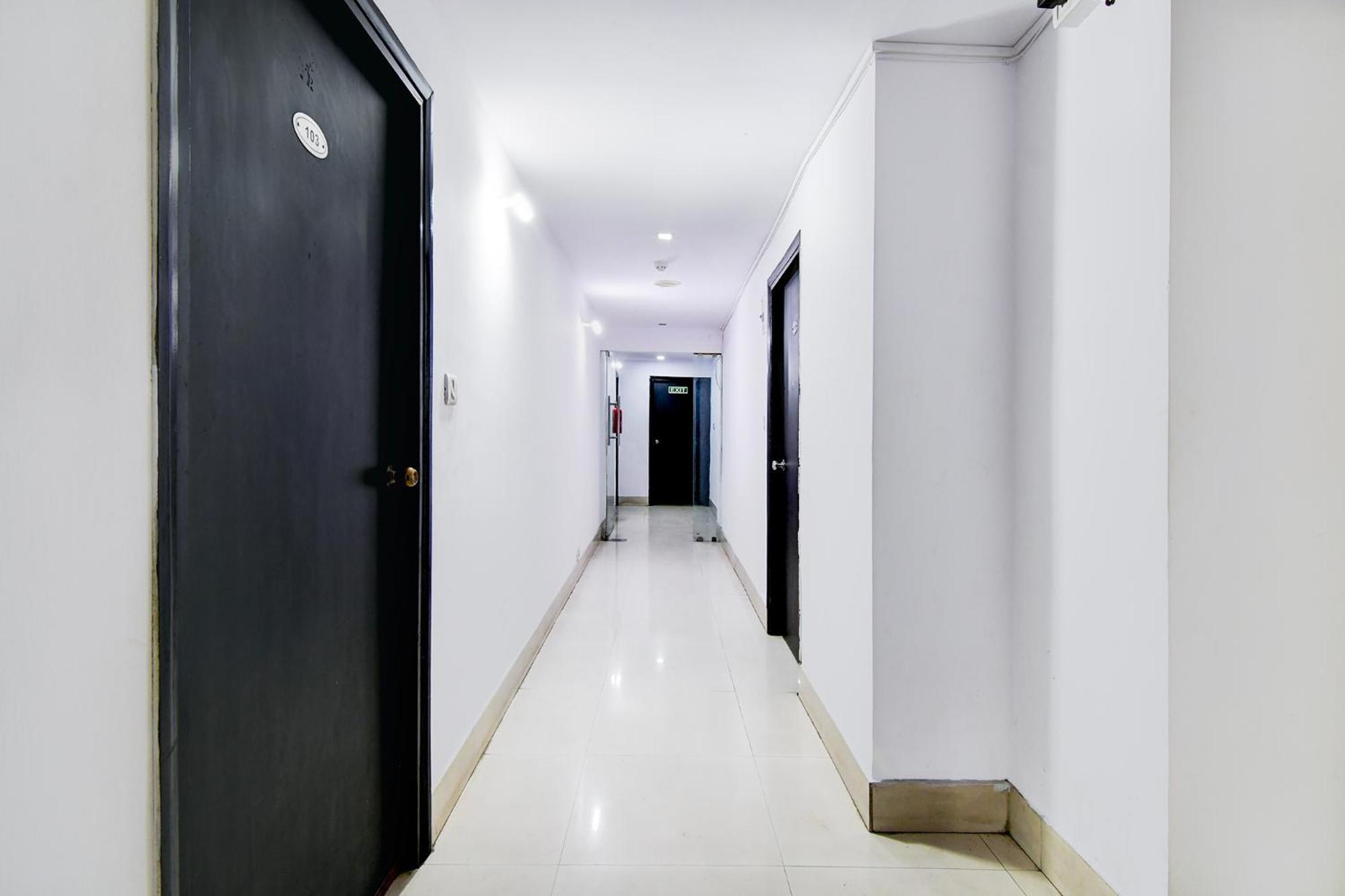 Fabhotel Ballygunge Luxury - Behind Punjab Club Kolkata Exterior photo